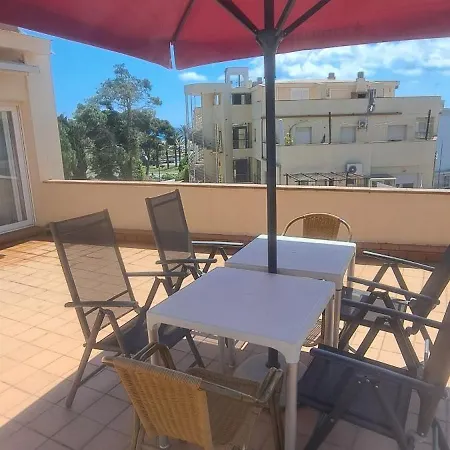 Jordi's Flat Close To The Apartment